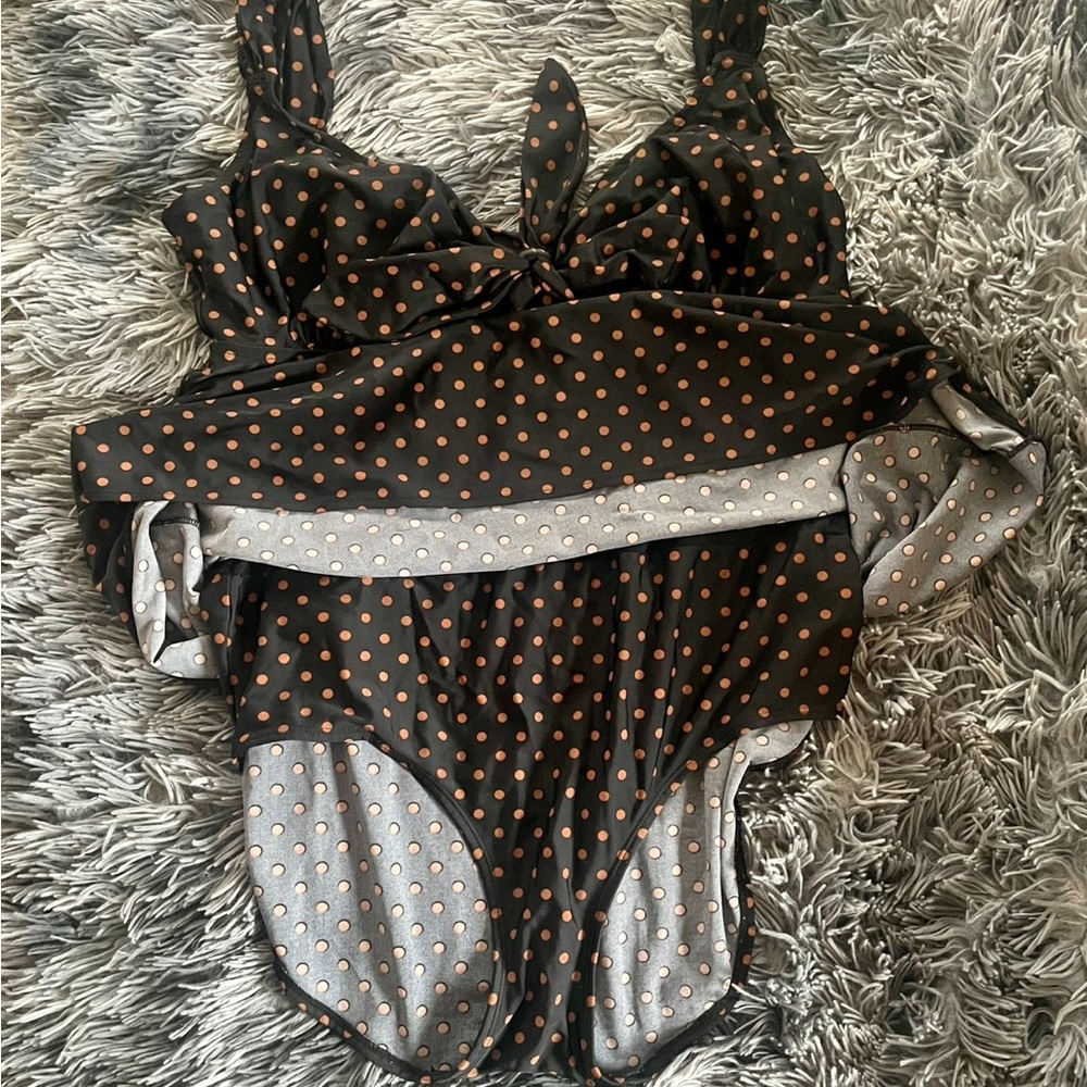 Tiny Winy Black and Brown Polka Dot Bathing Suit ! 🩱☀️